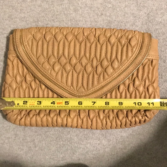 Urban Expressions Clutch - Picture 6 of 6